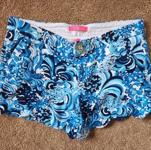 Bright Lilly Pulitzer Buttercup.nlue paisley shorts